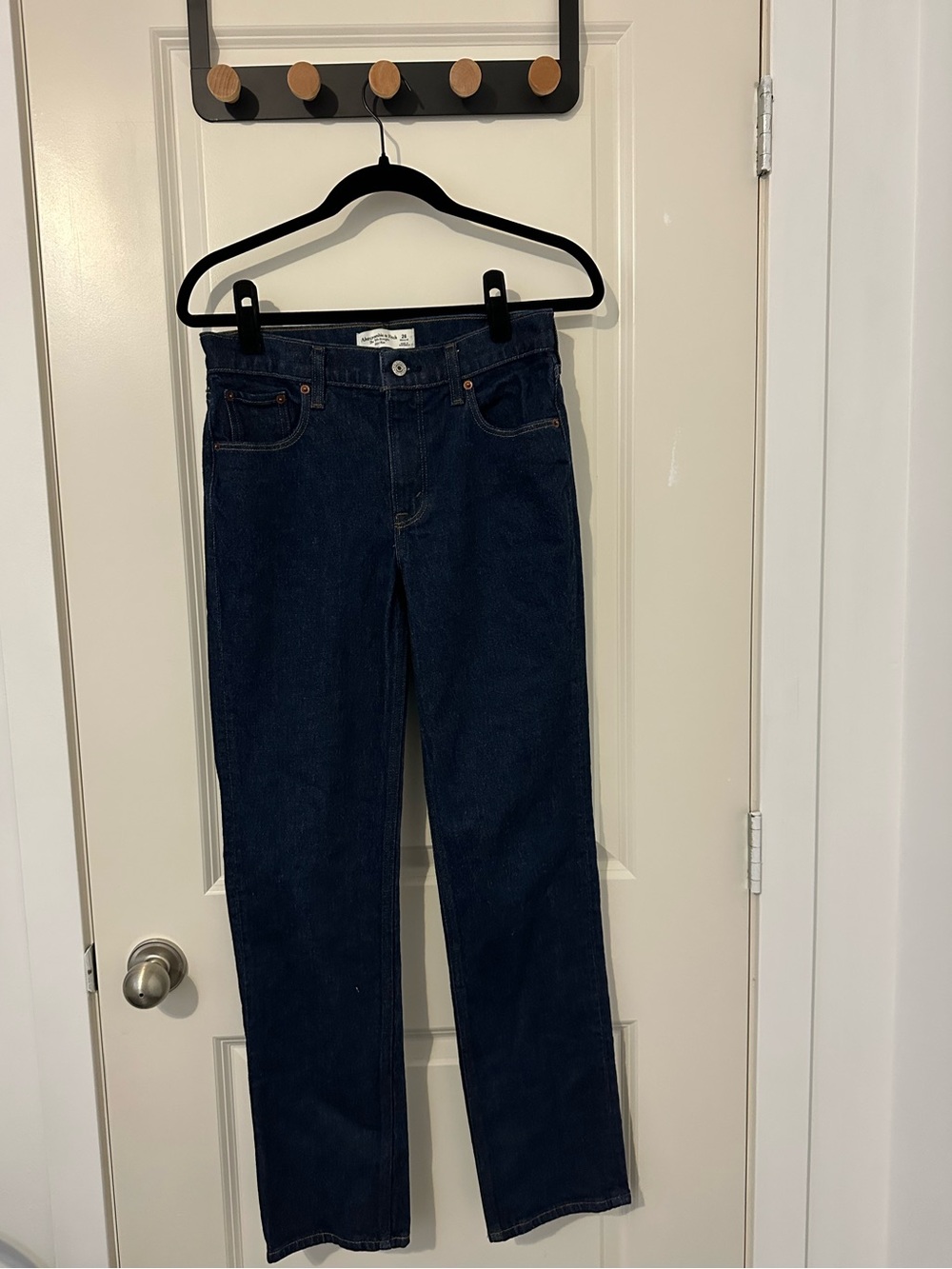 Abercrombie & Fitch Dark Blue mid rise Straight-Leg Jeans